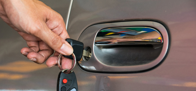Car door lock repair in Holtville